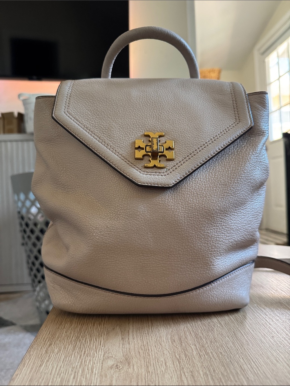 Tory Burch Backpack Pebbled Leather Soft Pink - Picture 2 of 3